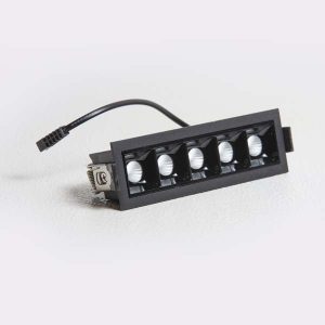 Rasterska ugradna 5X3W CRNA 3000K